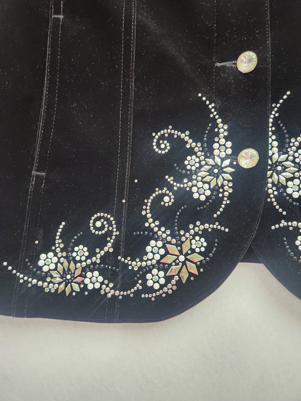 Vintage Black Velvet Embroidered Jacket Whimsigoth Boho Beaded Jacket SZ L - Picture 3 of 16